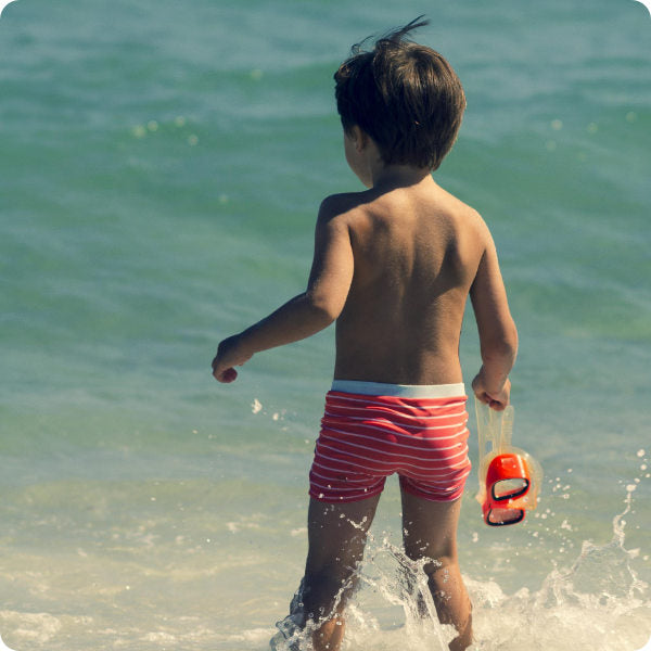 Hvorfor er det en god idé at lære at svømme i en tidlig alder?